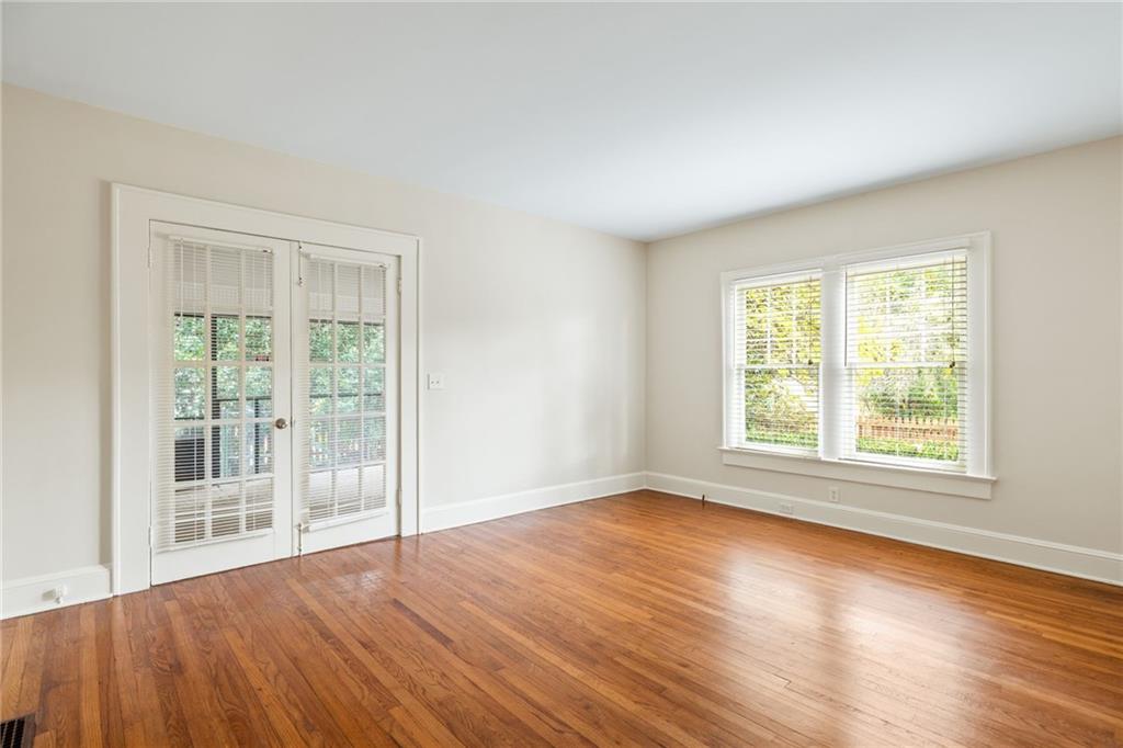 5450 E Mountain Street