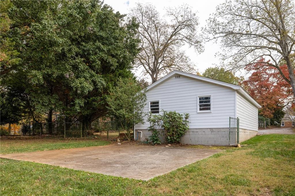 5450 E Mountain Street