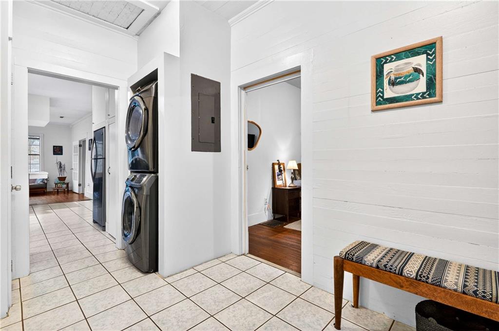 1411 Glenwood Avenue SE