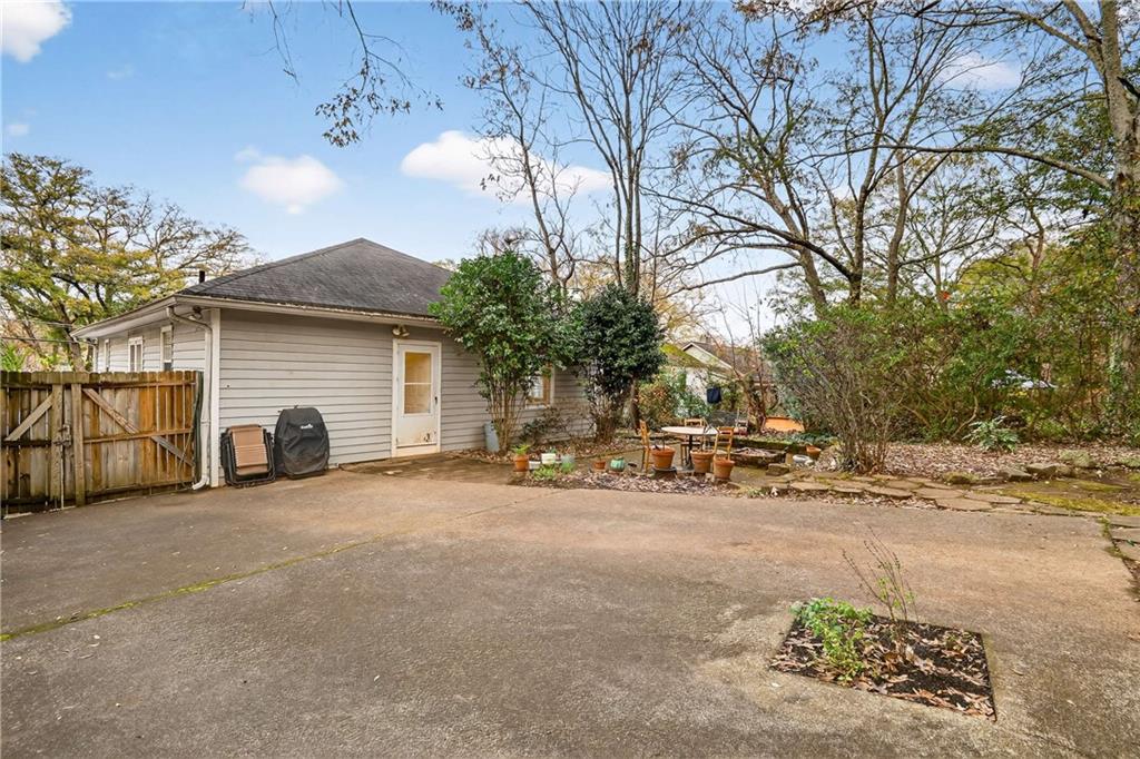 1411 Glenwood Avenue SE