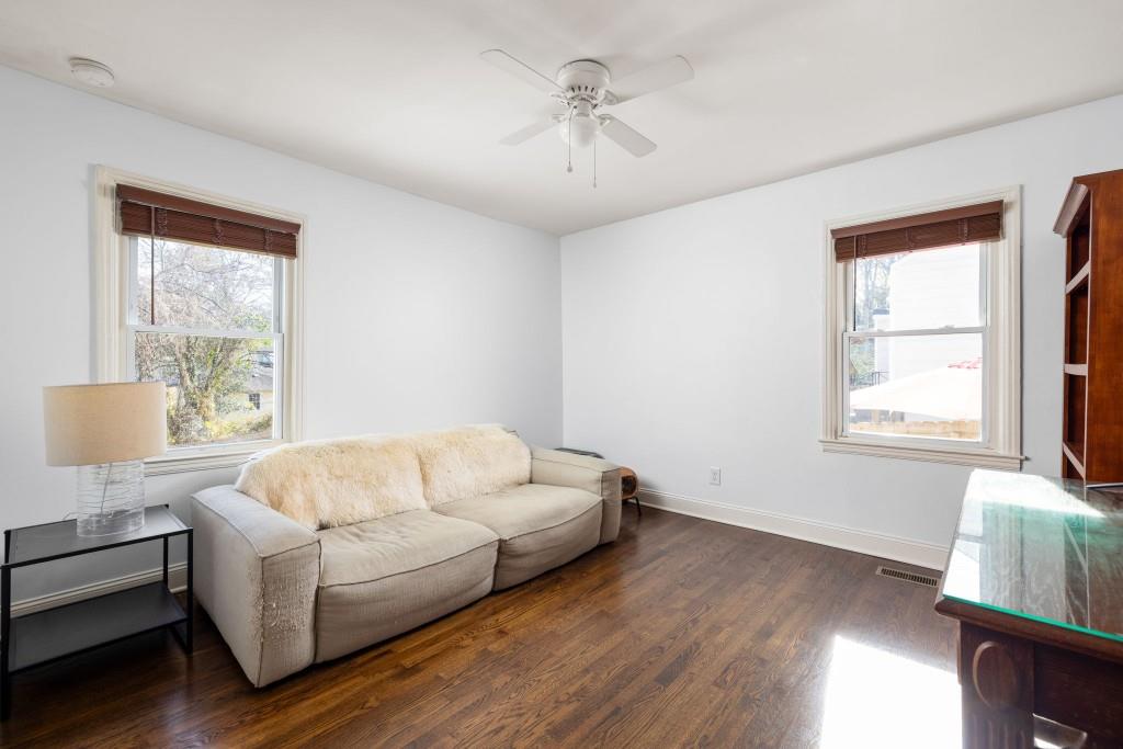 1384 Westmont Road SW