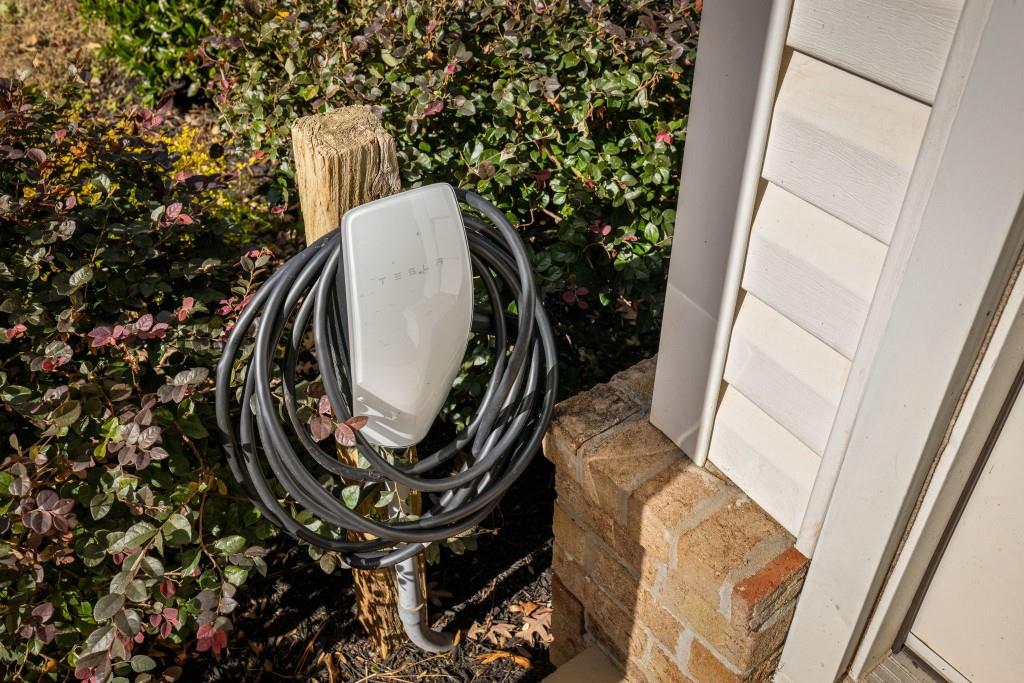 1384 Westmont Road SW