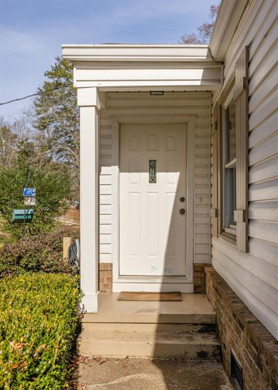 1384 Westmont Road SW