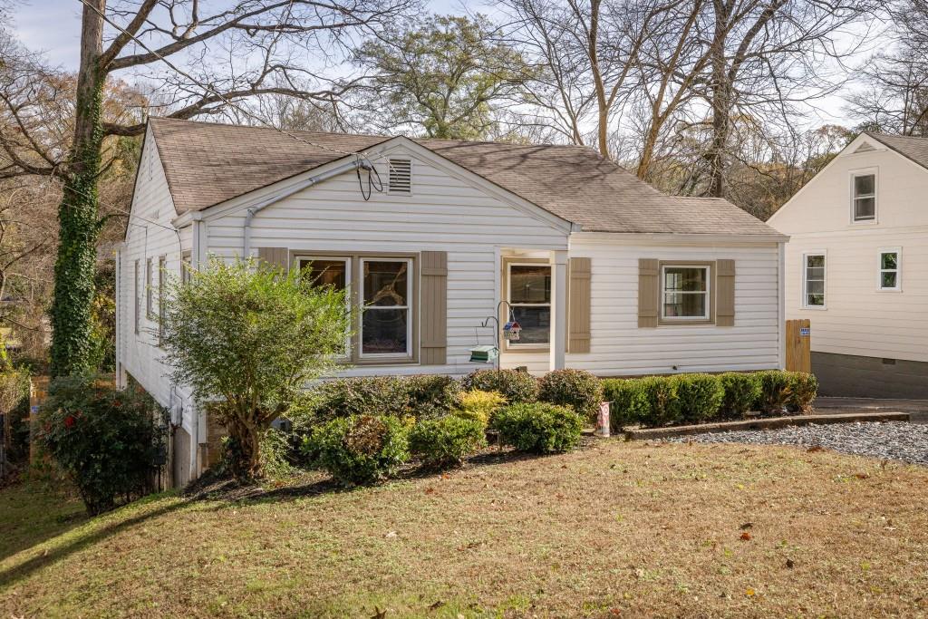 1384 Westmont Road SW