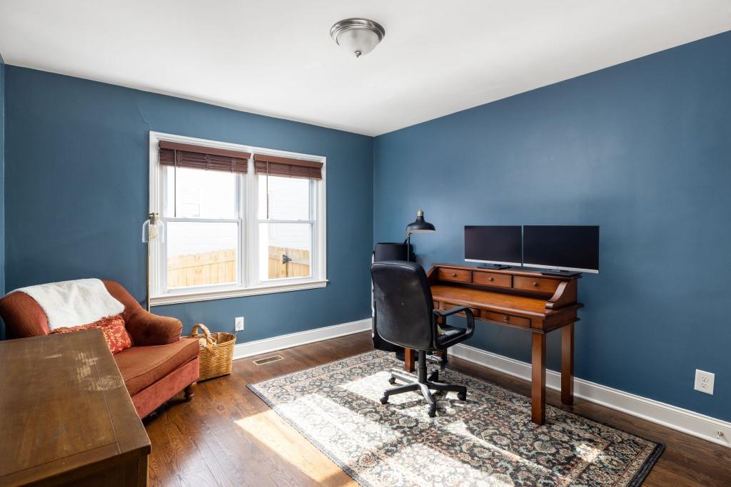 1384 Westmont Road SW