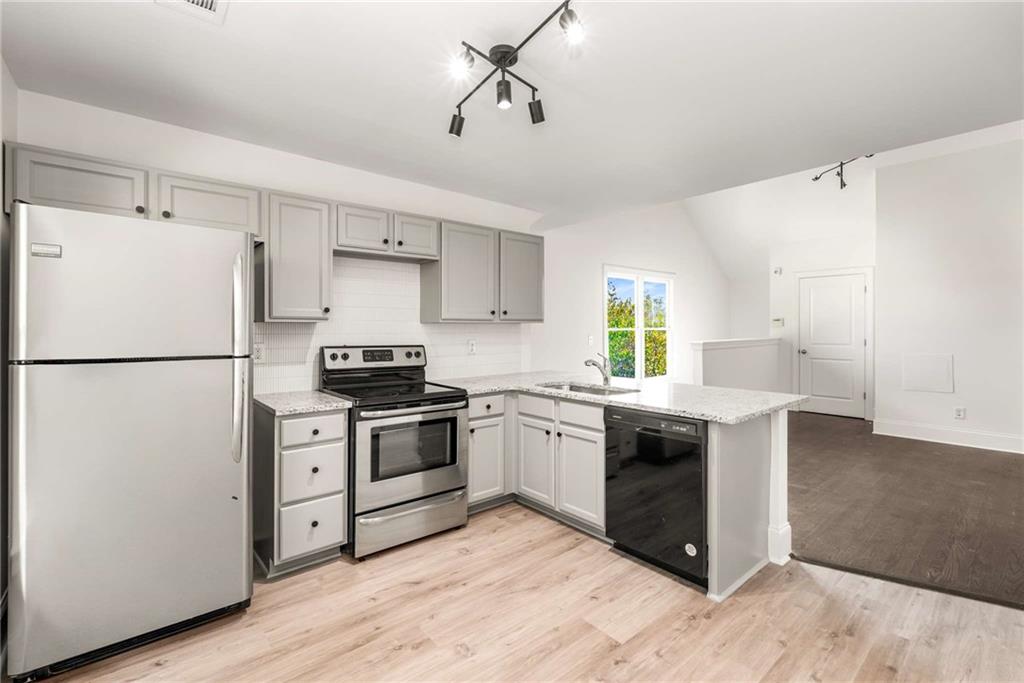 94 Lucy Street SE Unit A