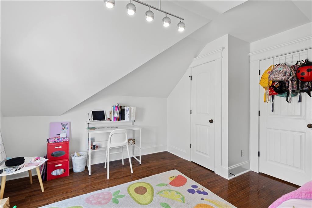 172 Estoria Street SE