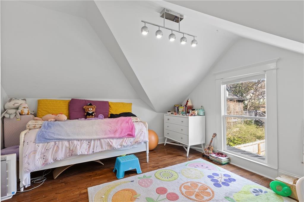 172 Estoria Street SE