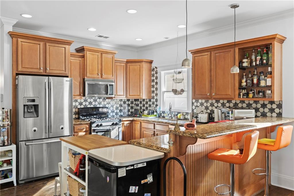 172 Estoria Street SE