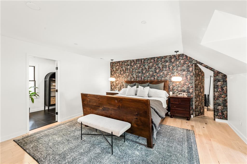 2236 Tristan Circle NE