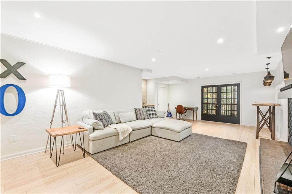 2236 Tristan Circle NE