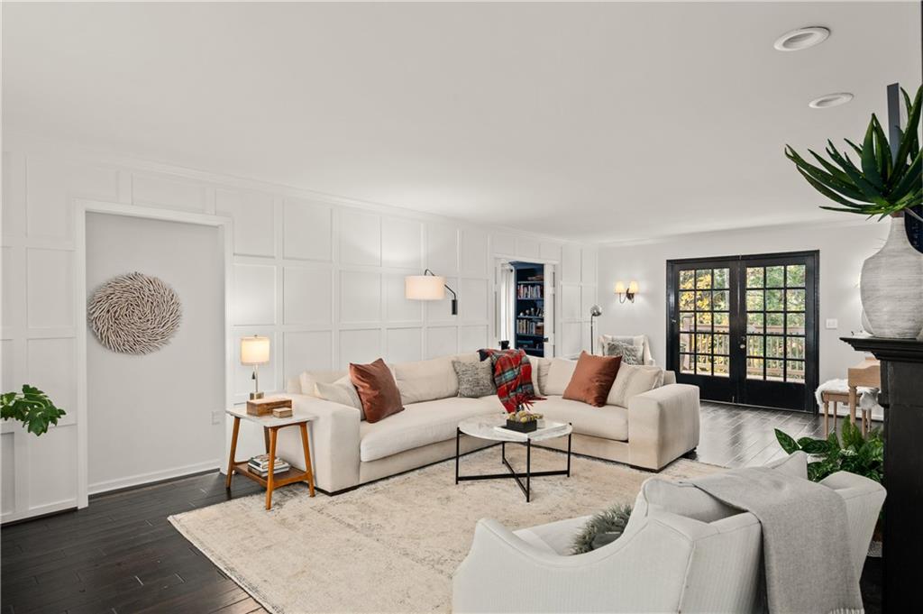 2236 Tristan Circle NE