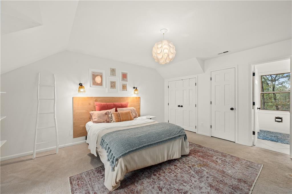 2236 Tristan Circle NE