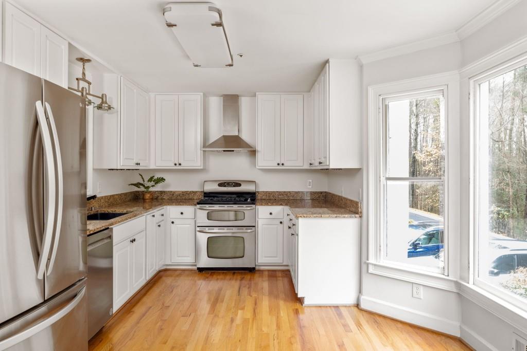 206 Cameron Place SE