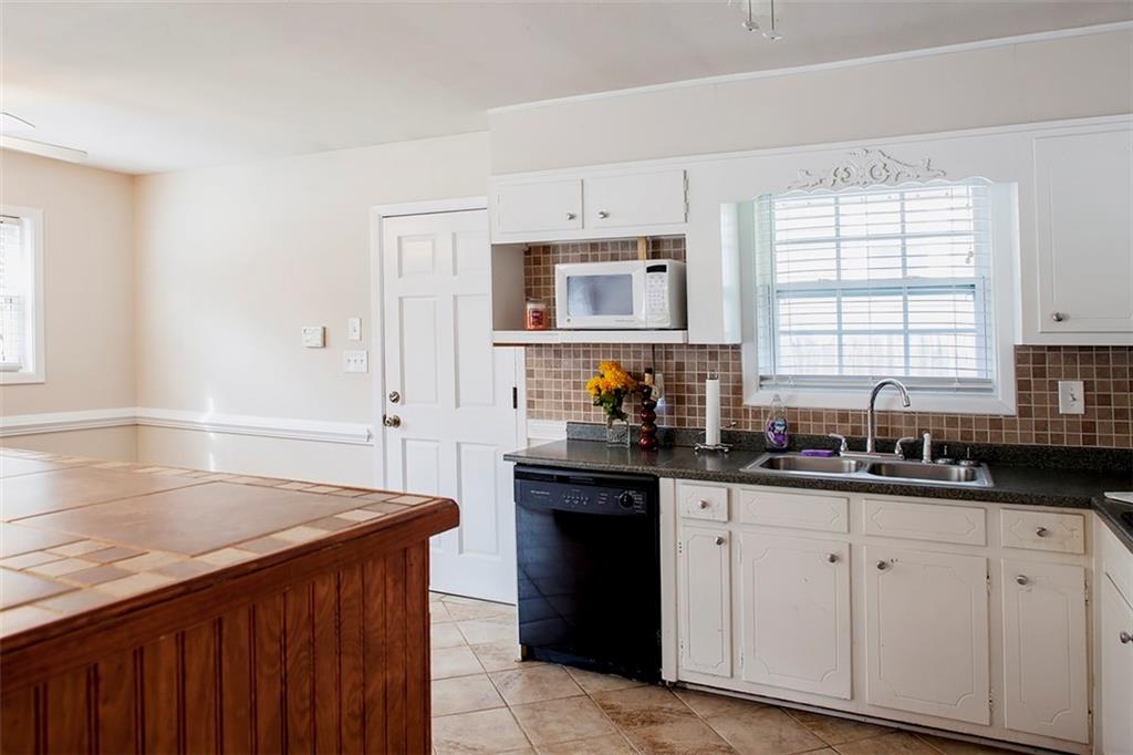 1620 Flat Shoals Road SE