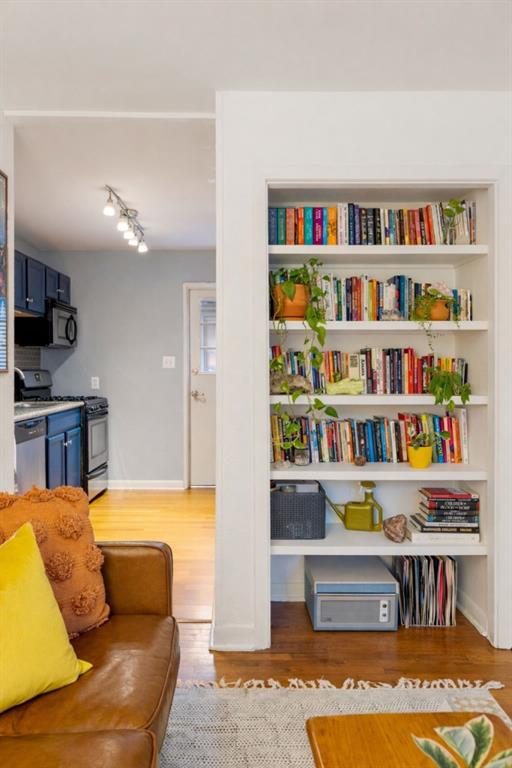 1355 Euclid Avenue NE Unit 21B