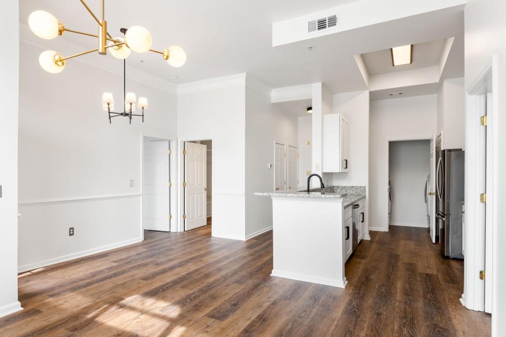 2700 Pine Tree Road NE Unit 1317