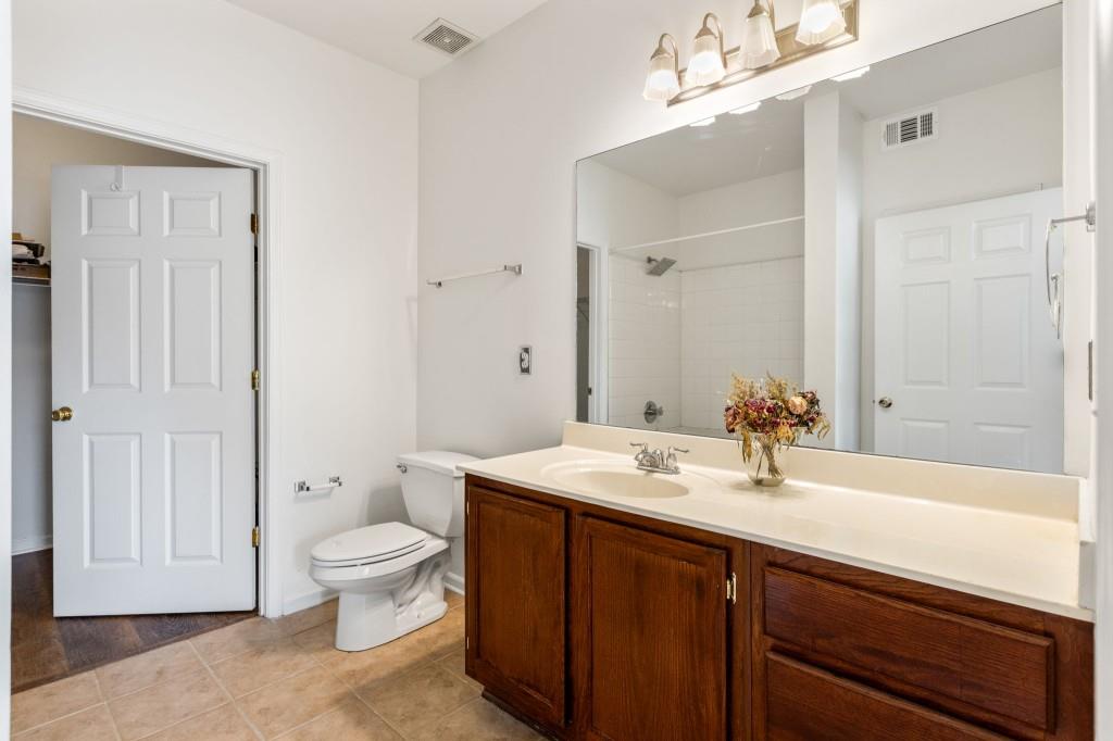 2700 Pine Tree Road NE Unit 1317