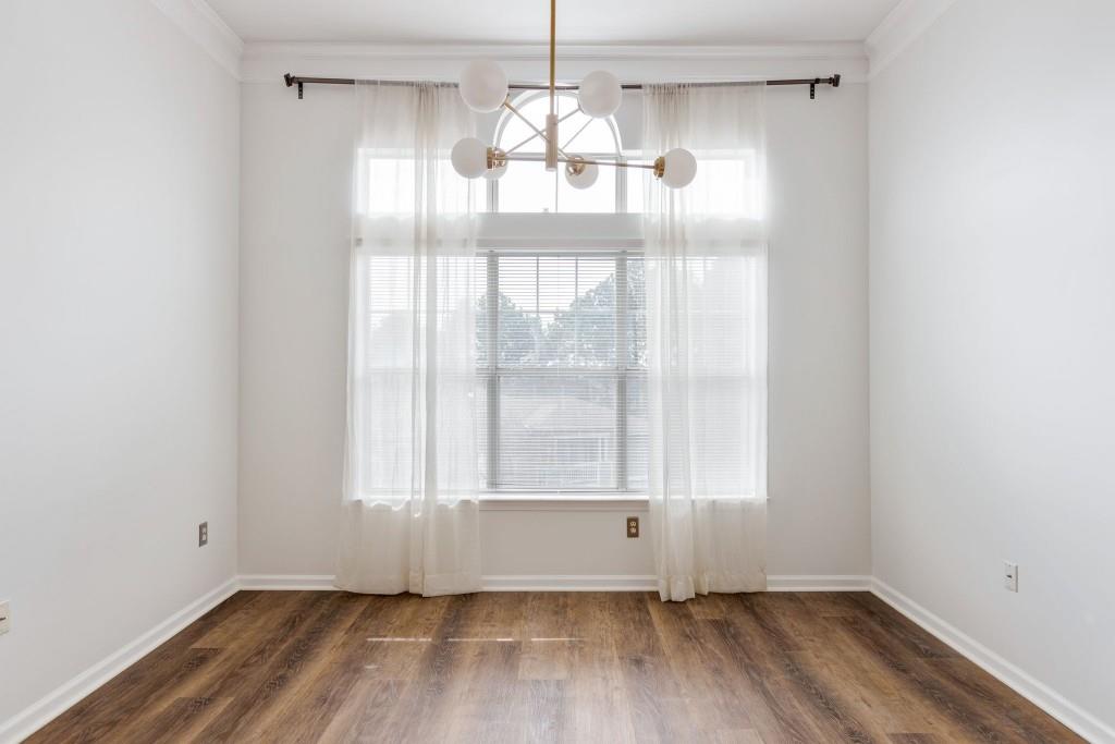 2700 Pine Tree Road NE Unit 1317