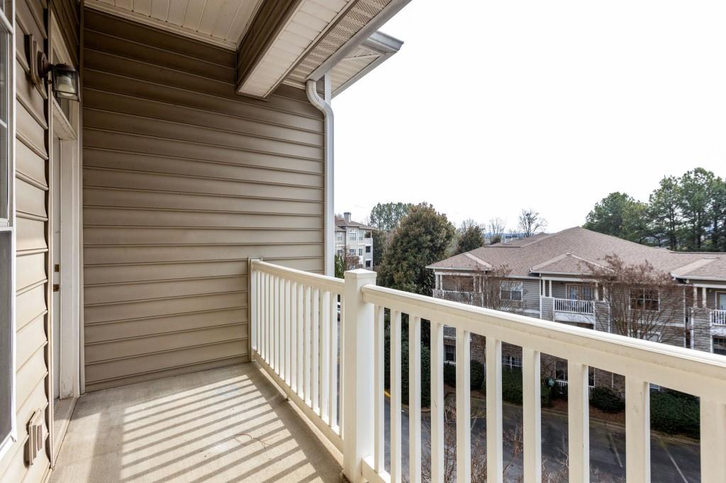 2700 Pine Tree Road NE Unit 1317