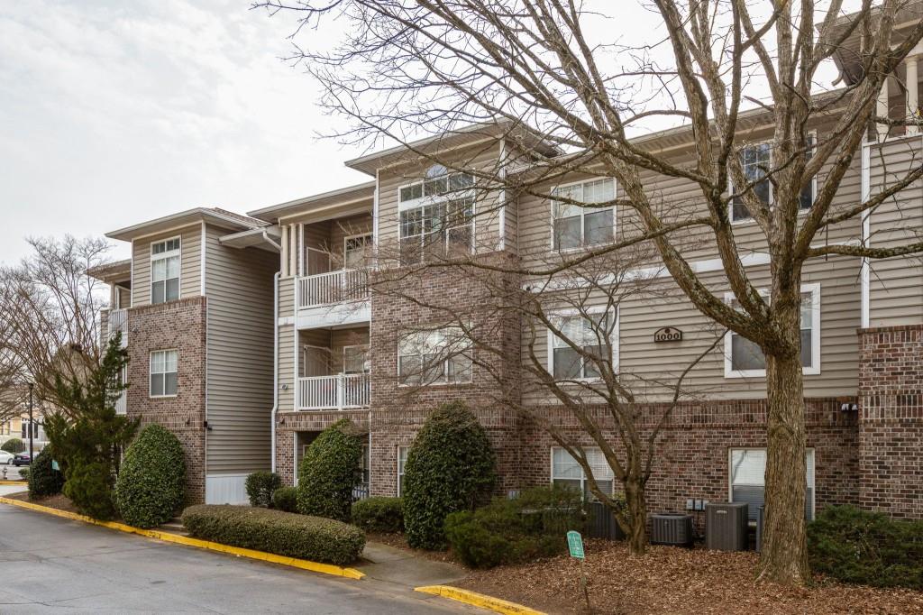 2700 Pine Tree Road NE Unit 1317