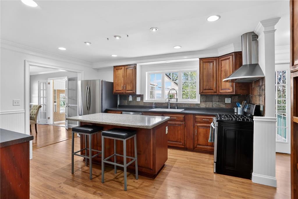 1072 Bouldercrest Drive SE