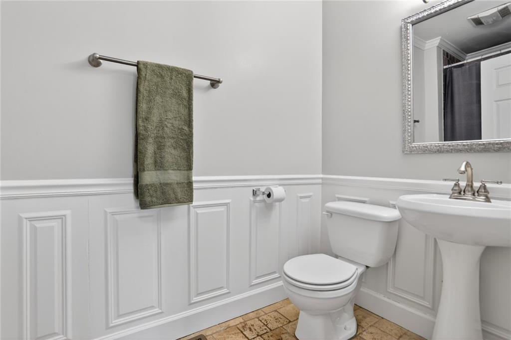 1072 Bouldercrest Drive SE