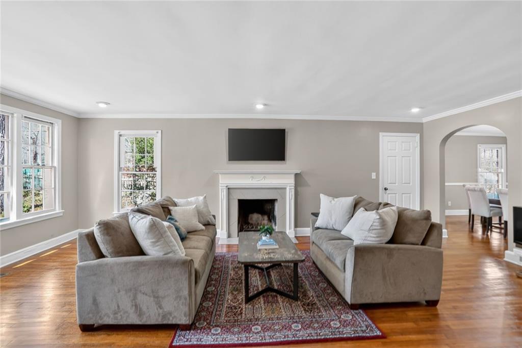 1072 Bouldercrest Drive SE