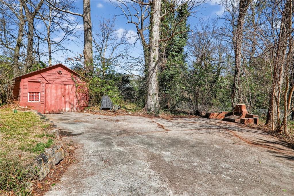 1072 Bouldercrest Drive SE