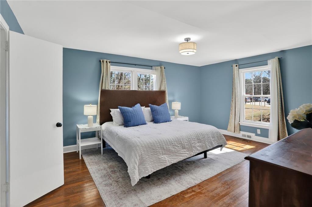 1072 Bouldercrest Drive SE