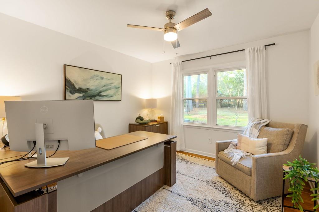 3058 Greenbrook Way NE