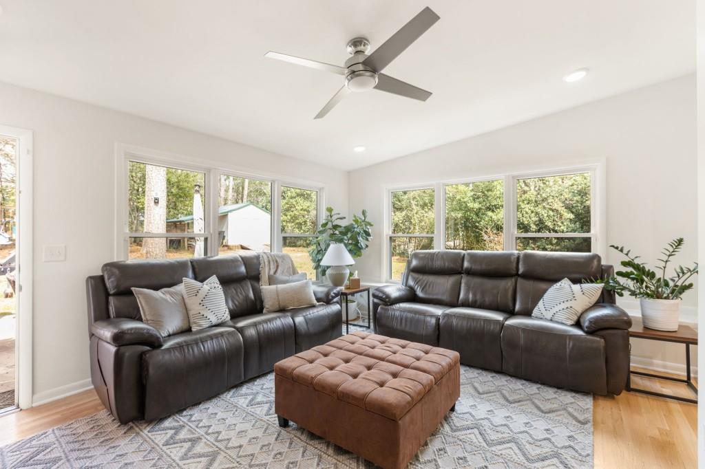 3058 Greenbrook Way NE