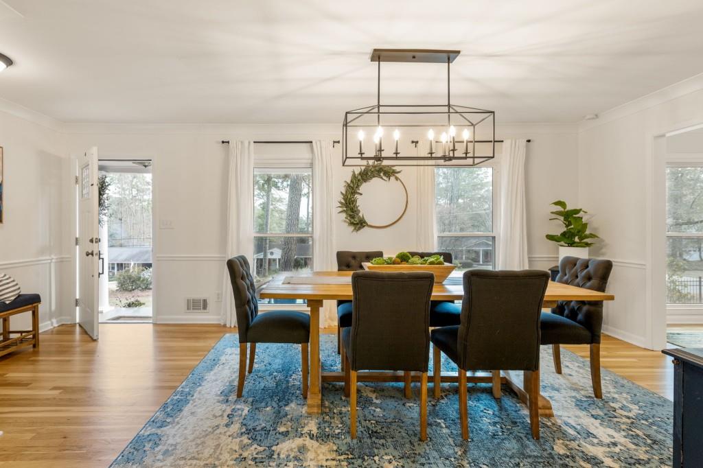 3058 Greenbrook Way NE