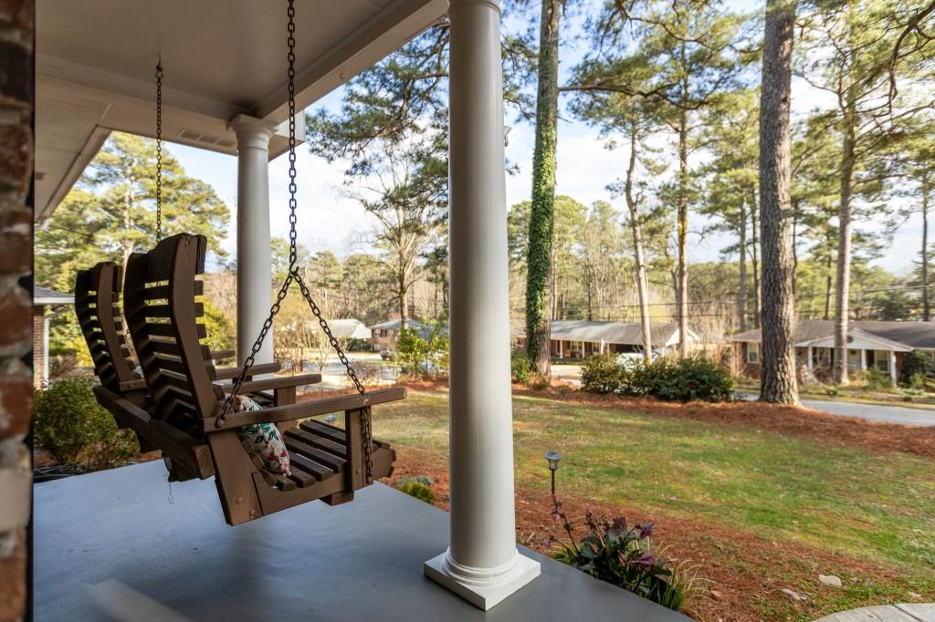 3058 Greenbrook Way NE