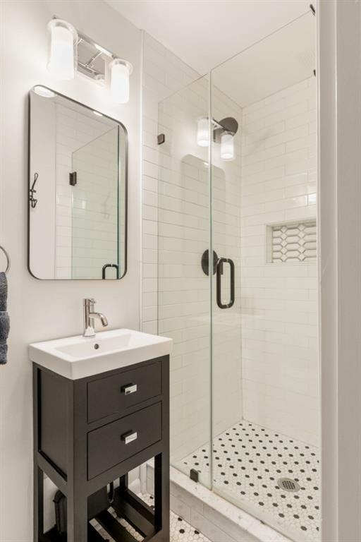 3058 Greenbrook Way NE