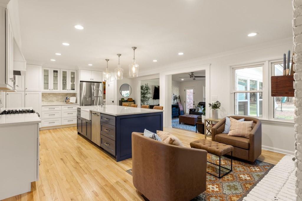 3058 Greenbrook Way NE