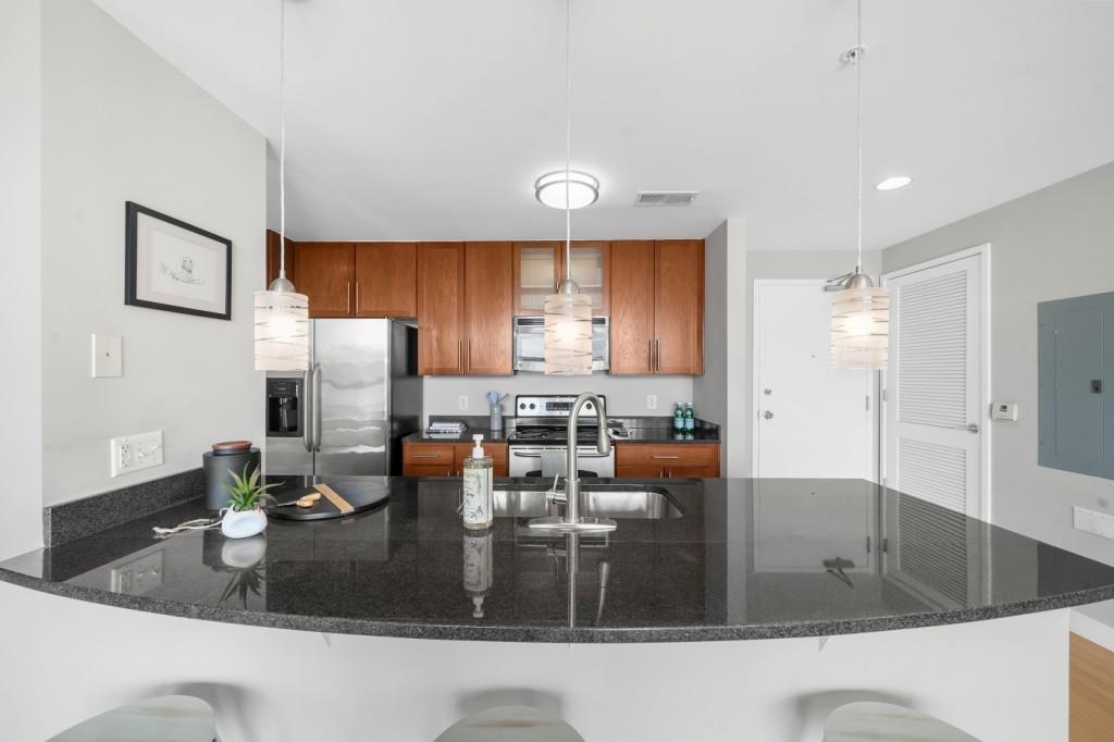 563 Memorial Drive SE Unit 504
