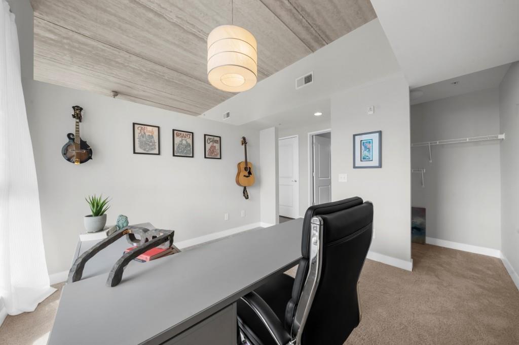 563 Memorial Drive SE Unit 504