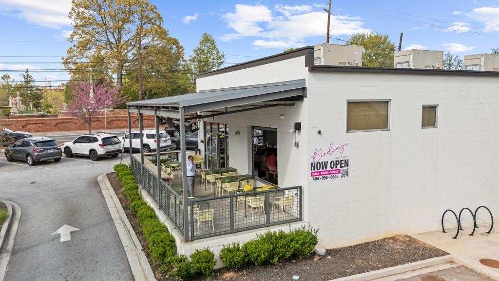 563 Memorial Drive SE Unit 504