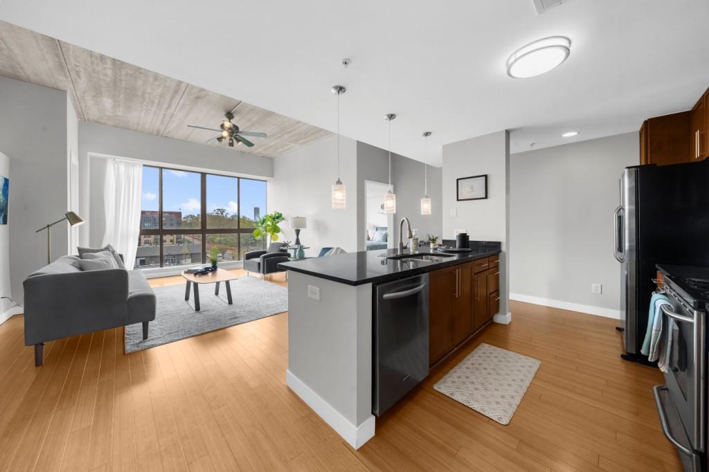 563 Memorial Drive SE Unit 504