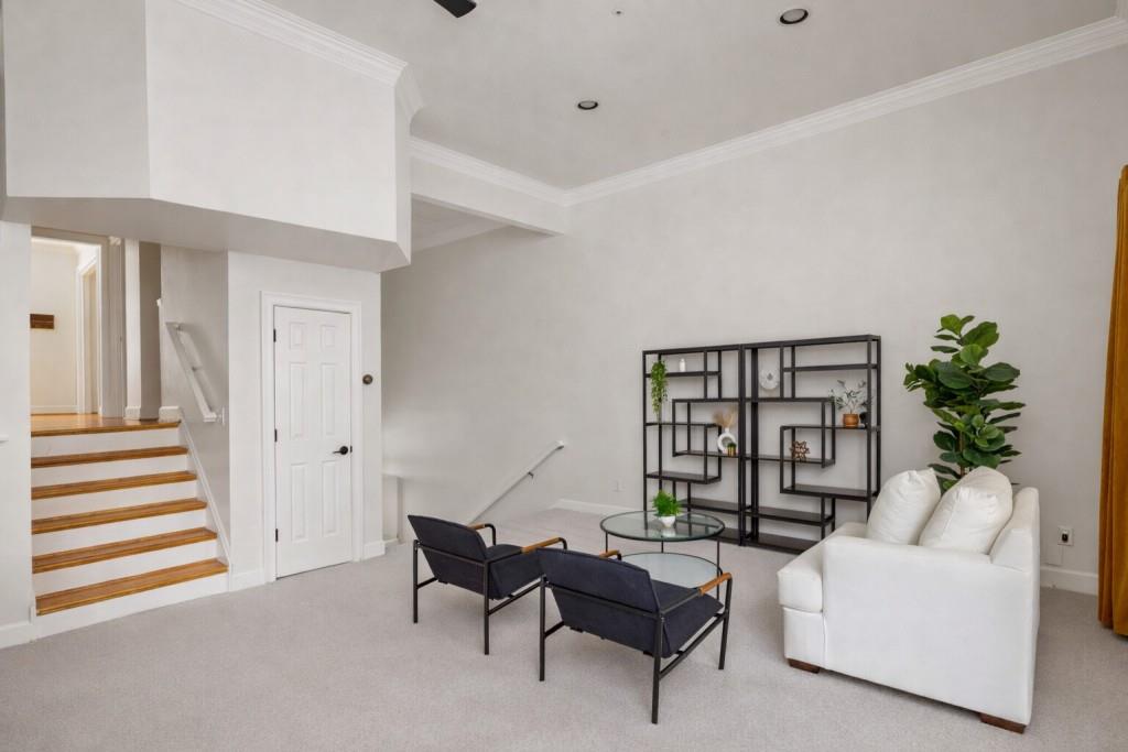 206 Cameron Place SE