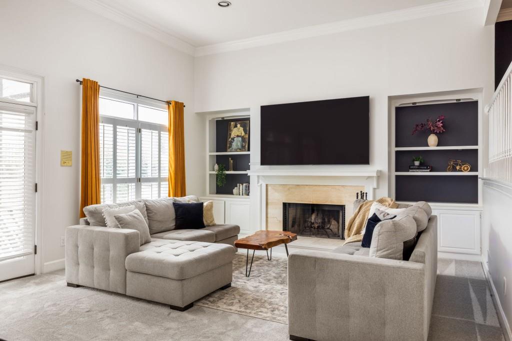 206 Cameron Place SE