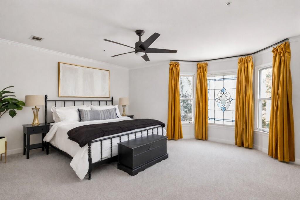 206 Cameron Place SE