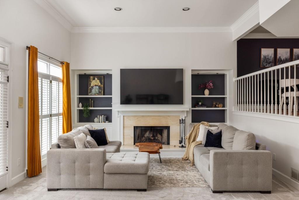 206 Cameron Place SE