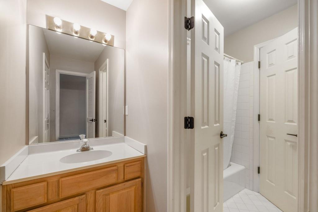 206 Cameron Place SE