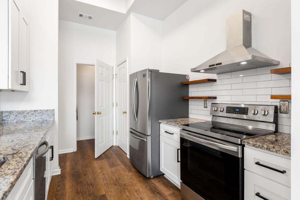 2700 Pine Tree Road NE Unit 1317