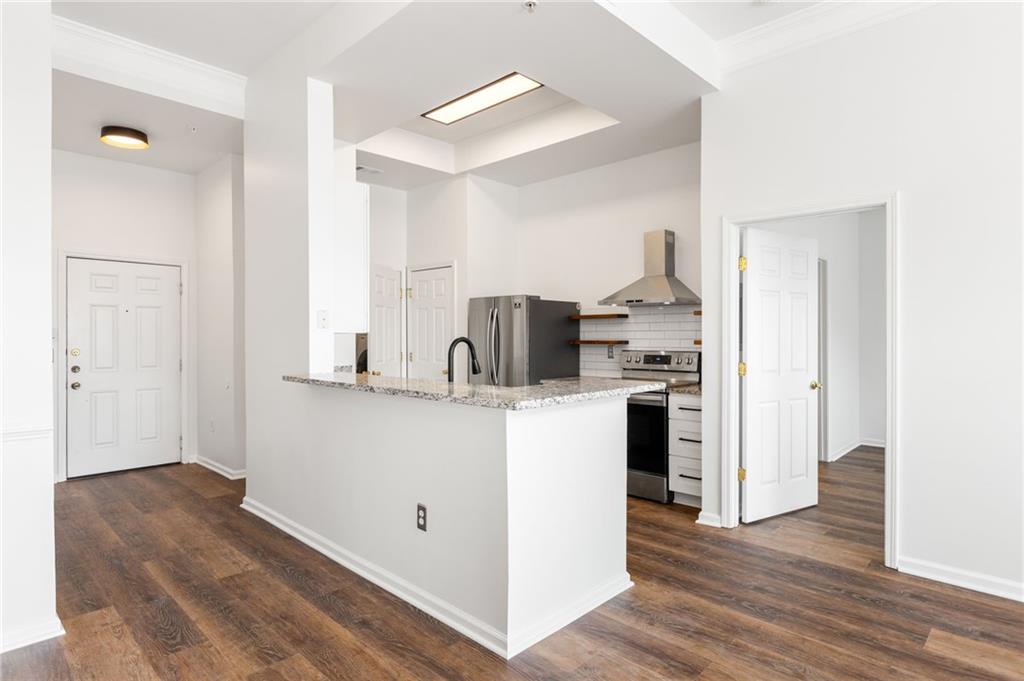 2700 Pine Tree Road NE Unit 1317