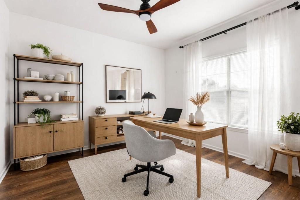 2700 Pine Tree Road NE Unit 1317