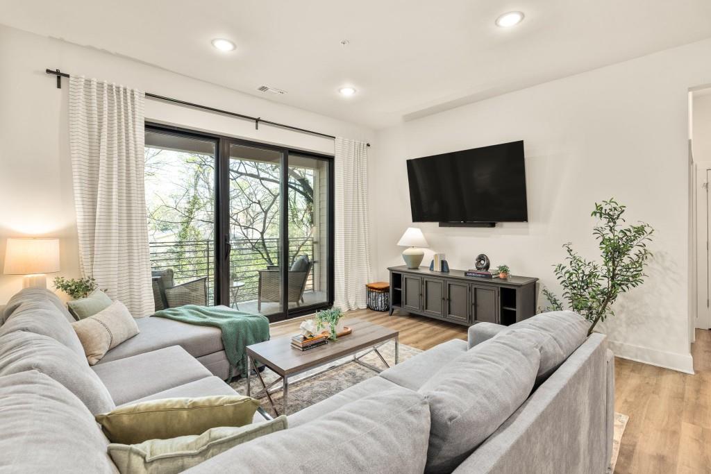 112 Rogers Street NE Unit 205