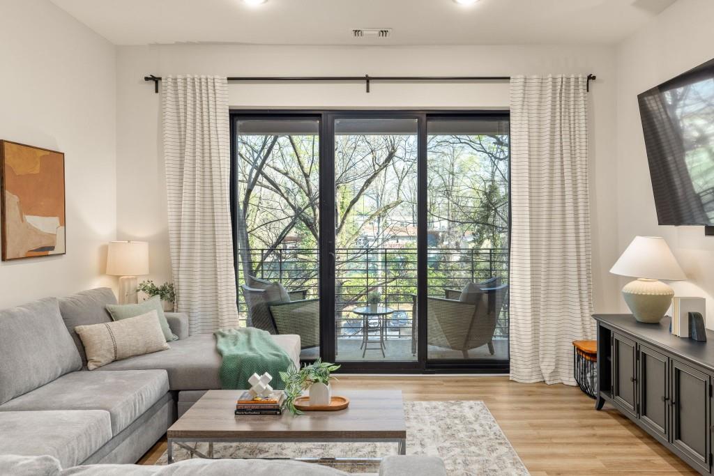 112 Rogers Street NE Unit 205